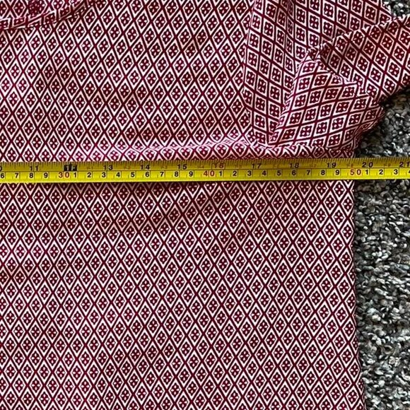 Burgundy/White Floral Print Flowy Women's Medium Blouse - Picture 5 of 5